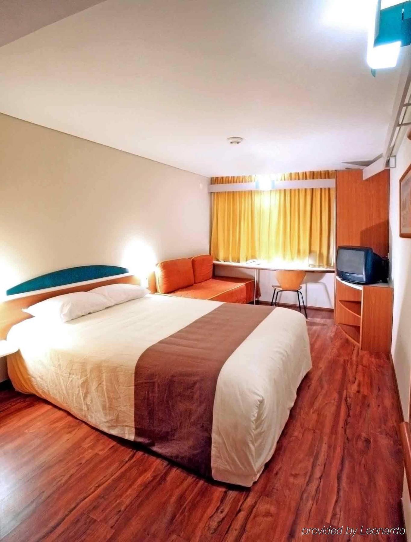 Ibis Monterrey Valle San Pedro Garza Garcia Exterior photo